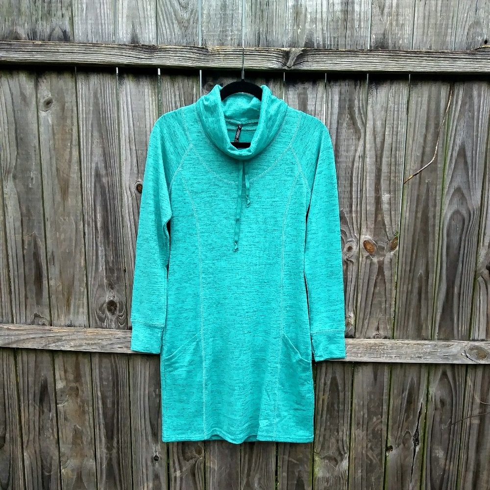 NWOT Kuhl Lea Performance Sweater Dress